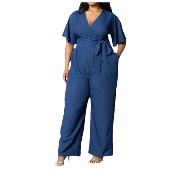 NWT Kiyonna Size XL Navy Charisma Crepe Jumpsuit Blue Romper Wide Leg Pant Vneck - Picture 1 of 8